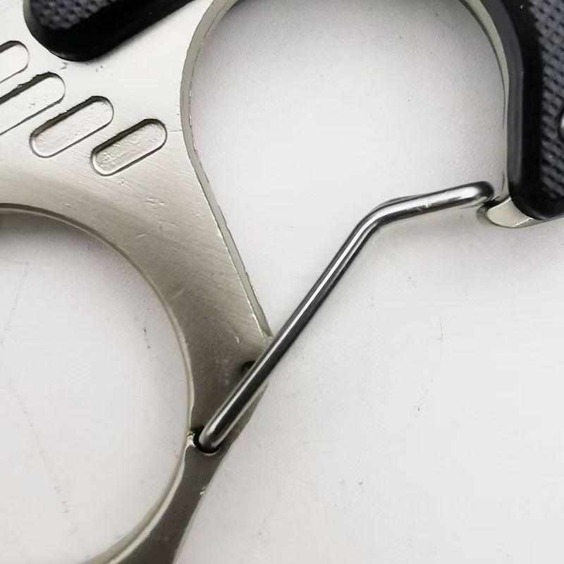 Compact EDC Keychain Tool – Portable Outdoor Utility Accessory