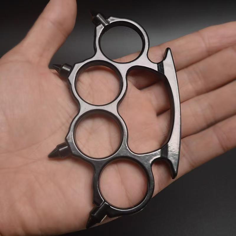 Four Ring Metal EDC Accessory – Zinc Alloy Compact Design